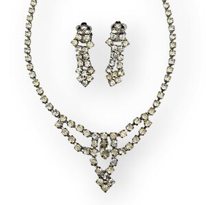 White Rhinestone Necklace Earrings Set Choker Clip On Dangle Mid Century Vintage